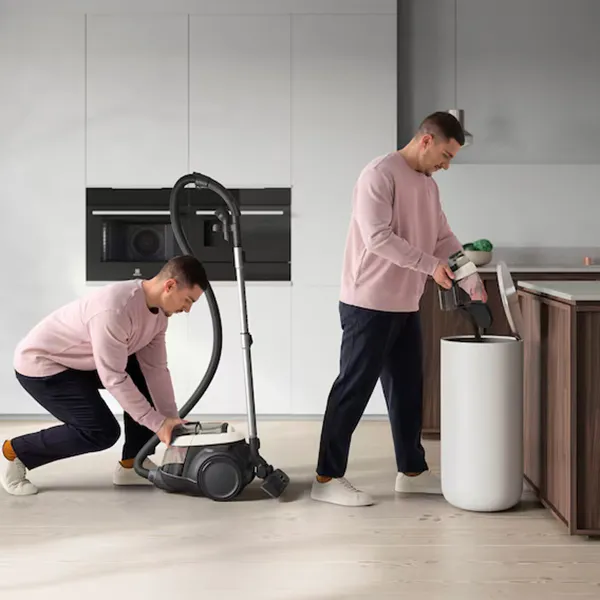 Фото 2 Electrolux EL61H4SW