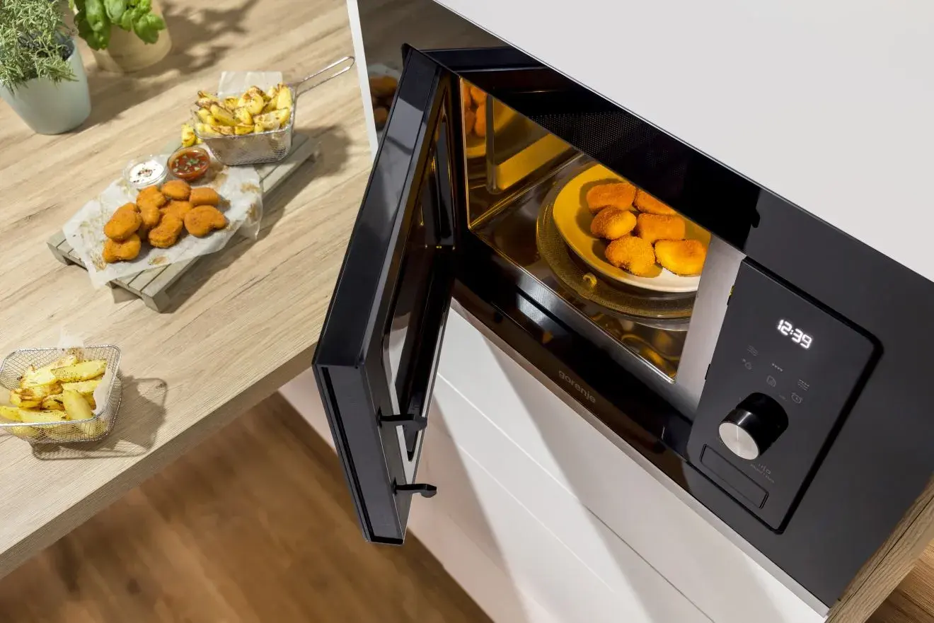 Фото 3 Gorenje BM235G1SYW