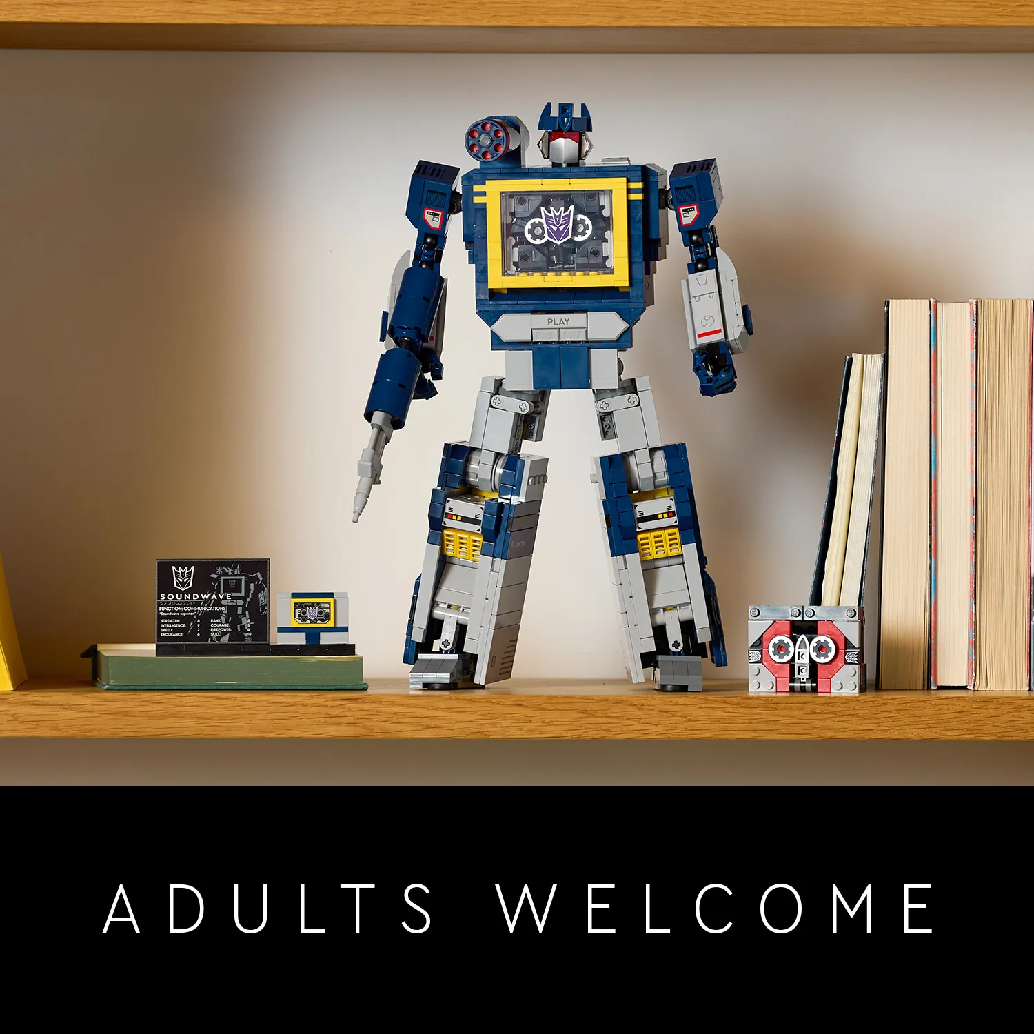 Подарочный робот-трансформер для взрослых