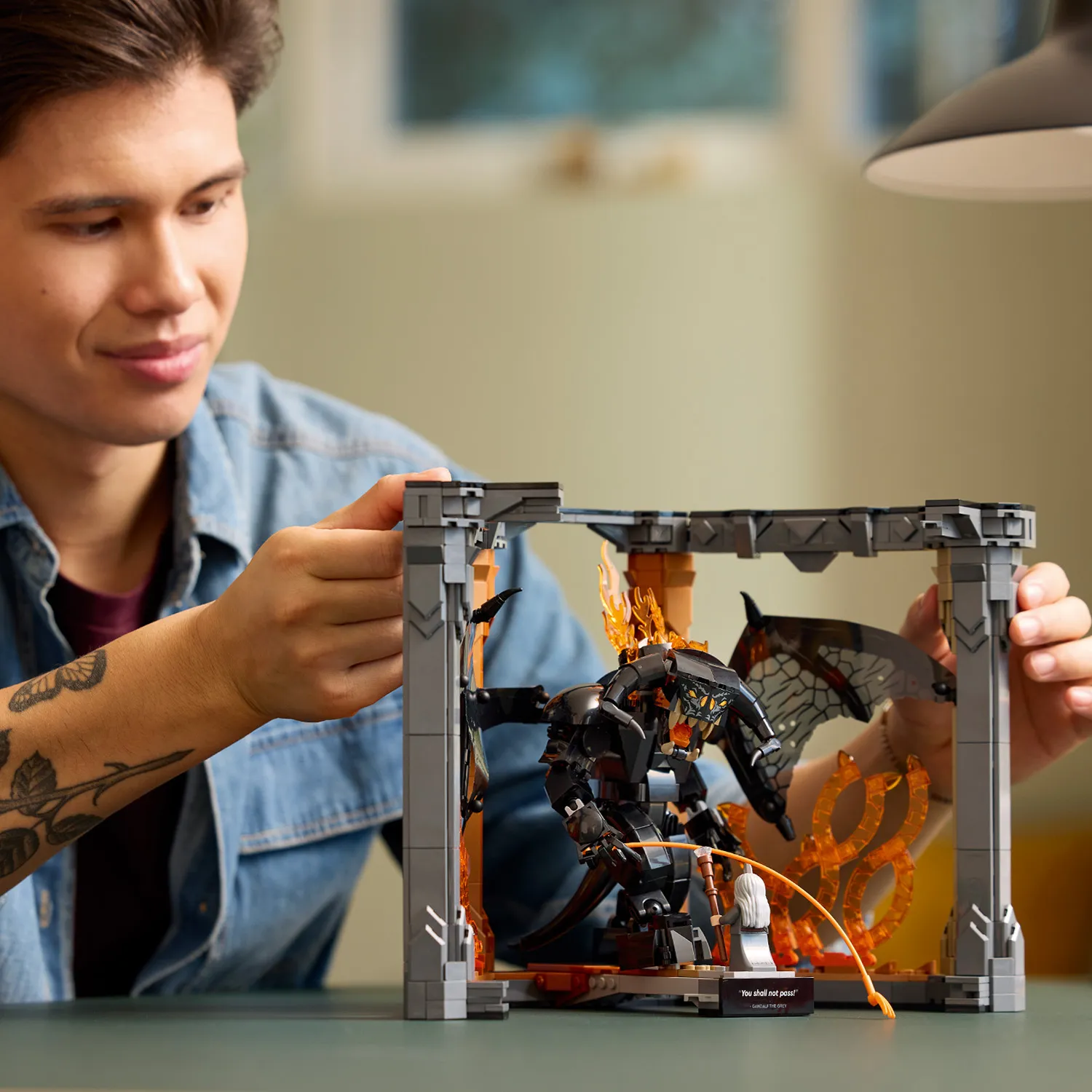 Розгортайте дію