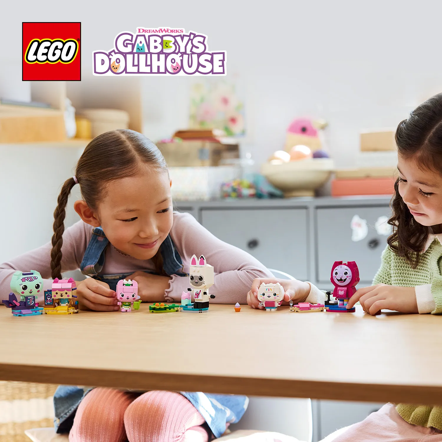 6 фігурок для побудови, гри та демонстрування