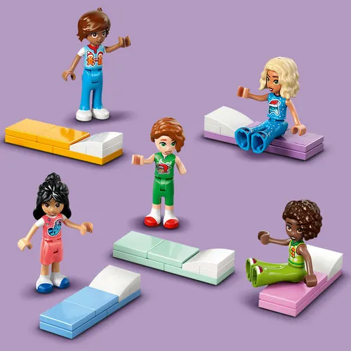 Ночівля з друзями