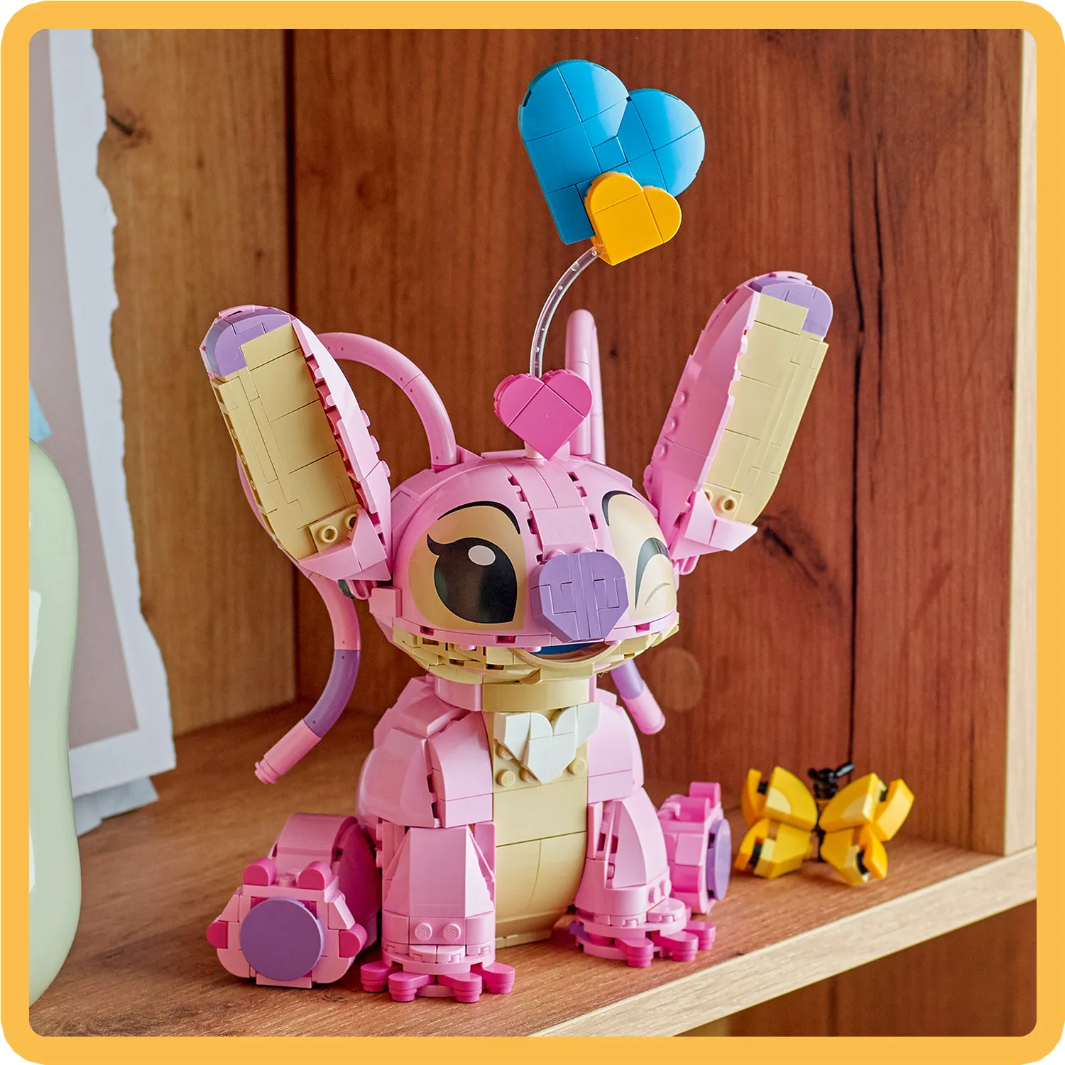 Симпатичний персонаж шоу Disney