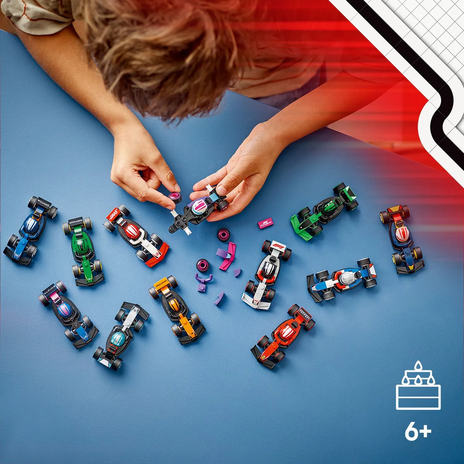 12 гоночных миниболидов LEGO® F1® для коллекционирования