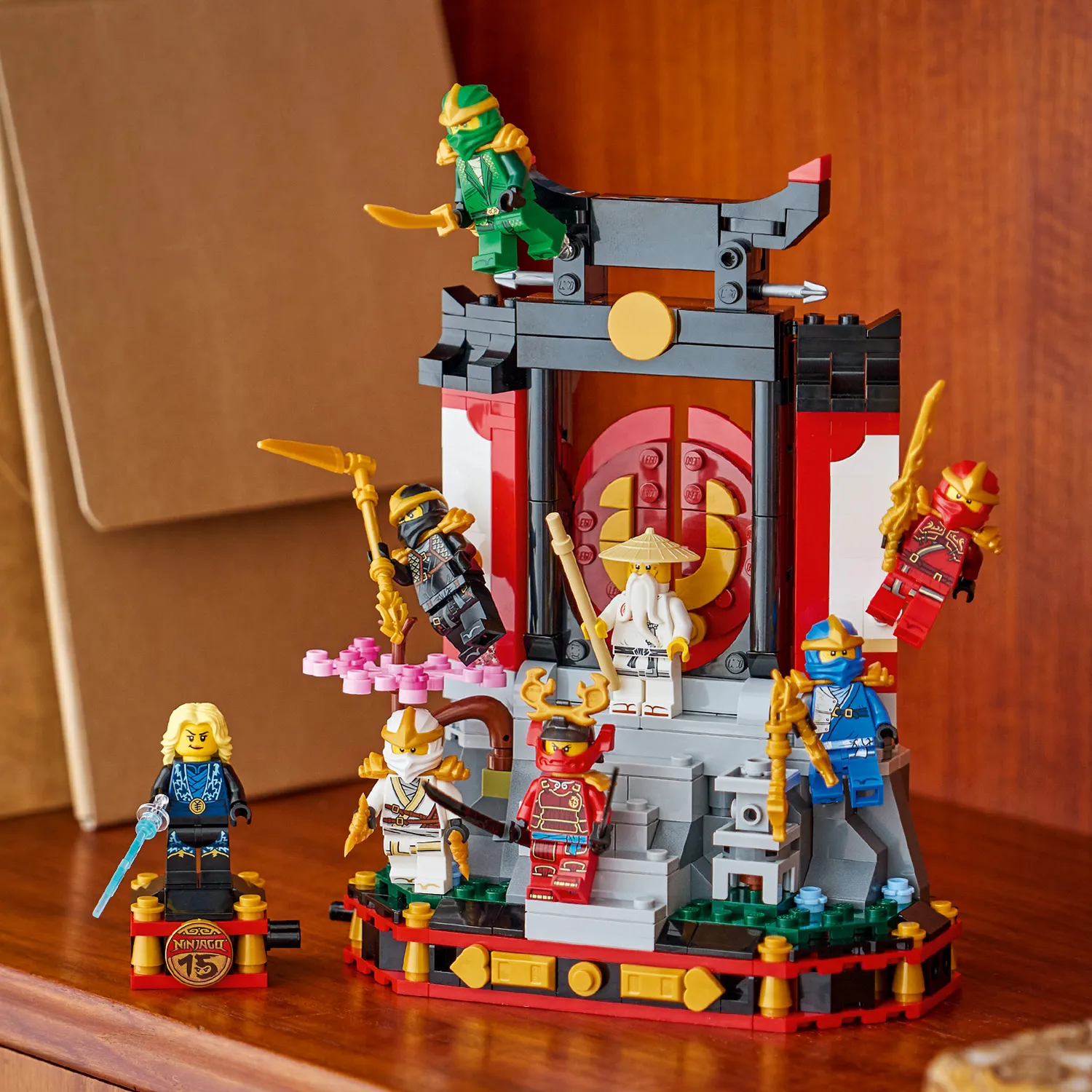 Чудовий подарунок для фанів NINJAGO&reg;
