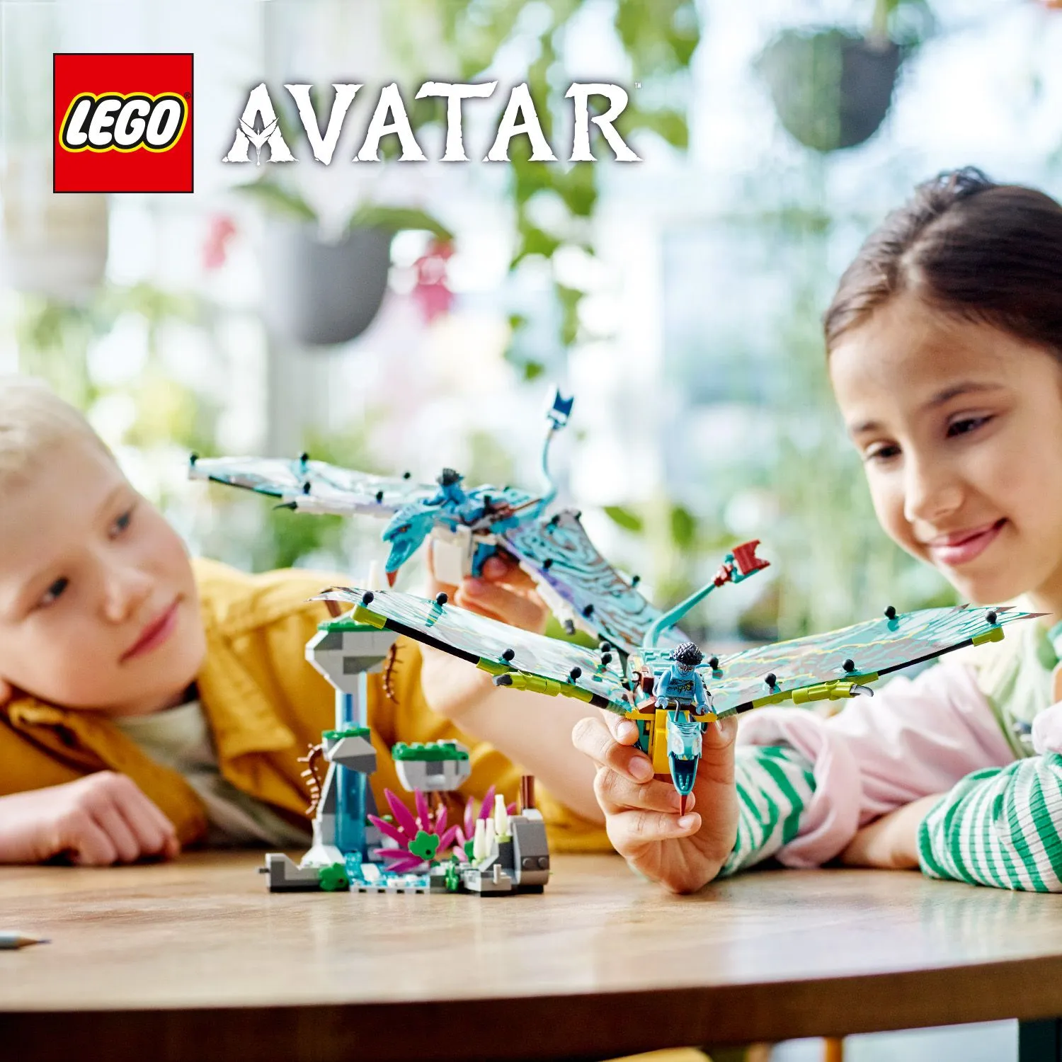 Захопливий політ з набором LEGO® Аватар