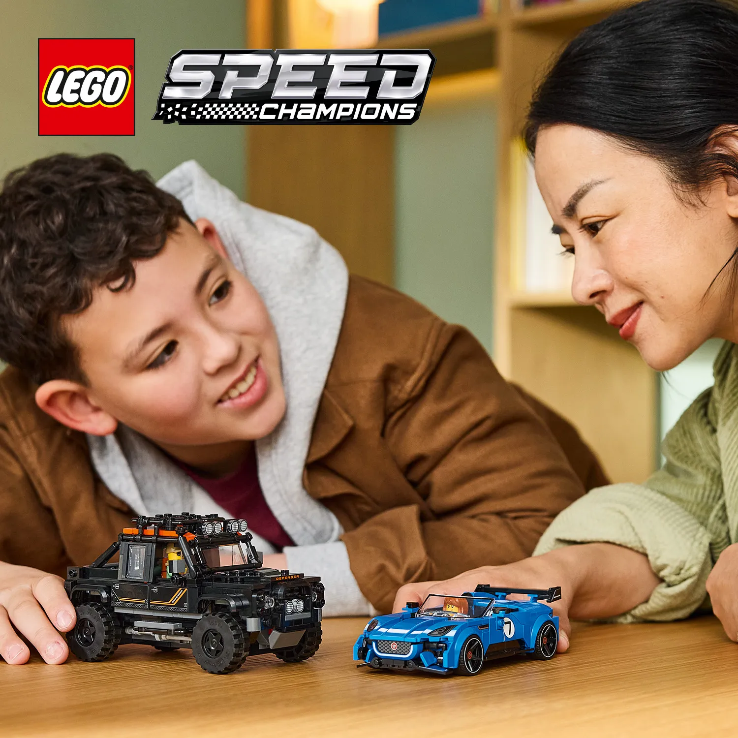 Ігровий набір LEGO&reg; з 2 британськими авто