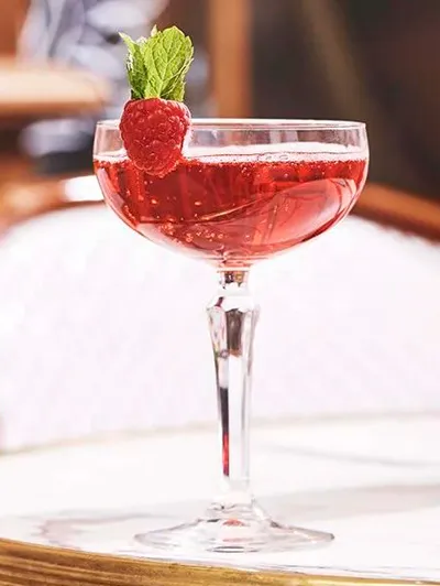 Berries & Bubbles